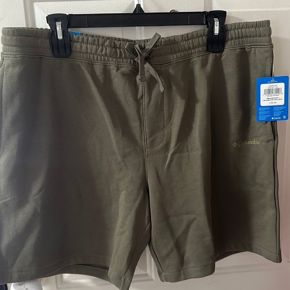 COLUMBIA MEN’S TREK SHORTS: GREEN: NWT: SZ XL